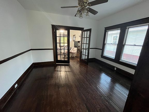 3rd image of 4204 N Suwanee Ave