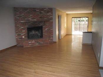 3rd image of 2625 E Glade Ave