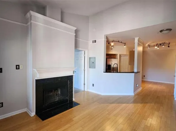 200 Renaissance Pkwy NE APT 221, Atlanta, GA 30308