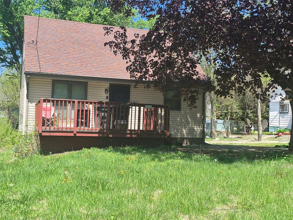 1st image of 2660 Morton Ave