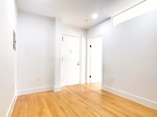 Rented by Bohemia Realty Group | media 15