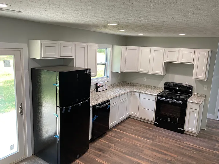 317 N Truman Rd — Photo 4