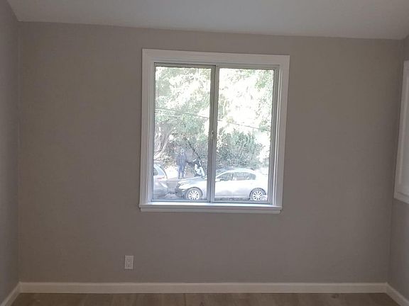 2nd image of 10106 Denver Ave