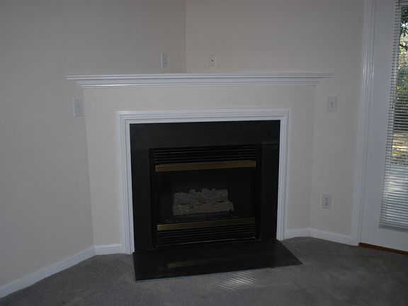 4th image of 292 Bonnet Way SE