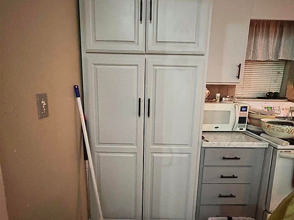 3rd image of 4801A Sierra Dr