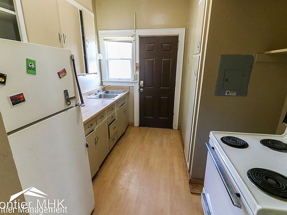 5th image of 928 Leavenworth St APT 2