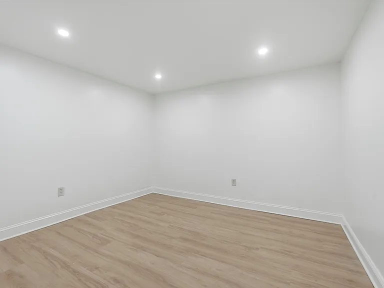 1006 Pine St #3 — Photo 10