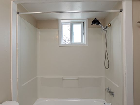 3rd image of 3348 W 94th St #8F515585E