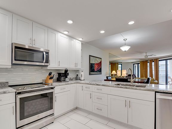 4th image of 1800 Atlantic Blvd APT 325C