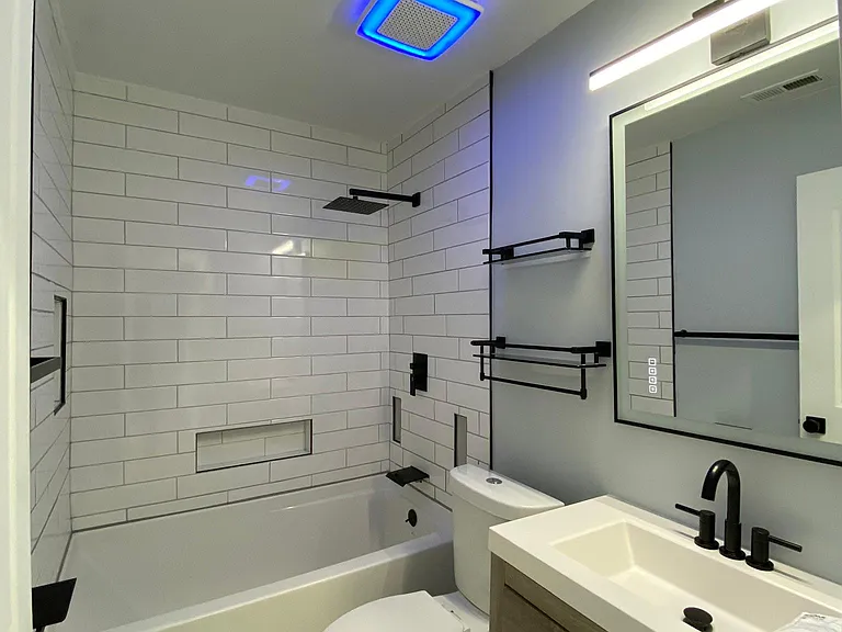 2245 S Grand Blvd #B — Photo 14