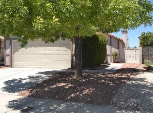 7129 Shadow Crest Dr, Las Vegas, NV 89119