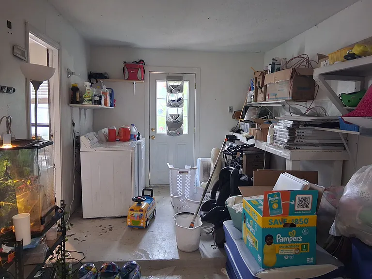 8512 Lakehurst Rd — Photo 22