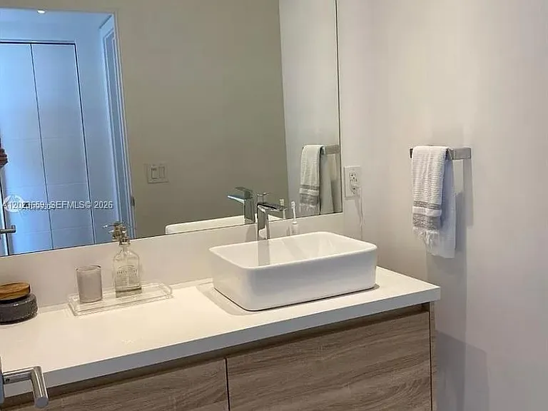 590 Ocean Dr #8B — Photo 13