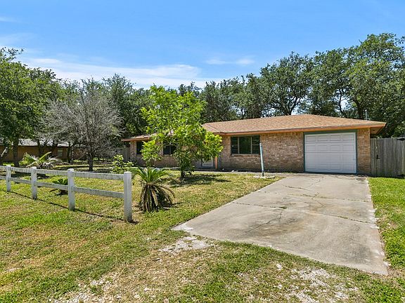 3rd image of 107 Greenway Ln