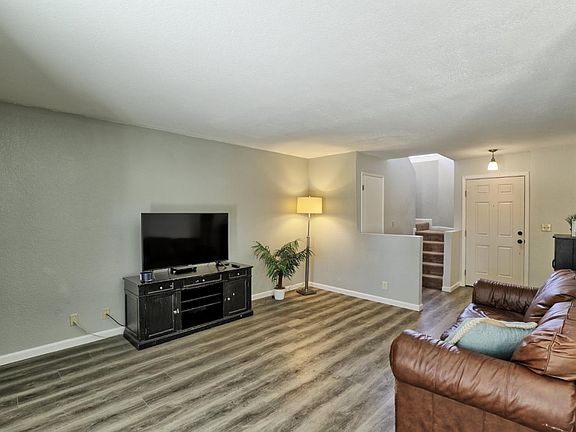 4th image of 8105 Kern Ave APT 24