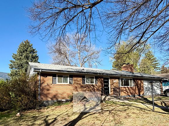 2nd image of 1122 Pike Dr