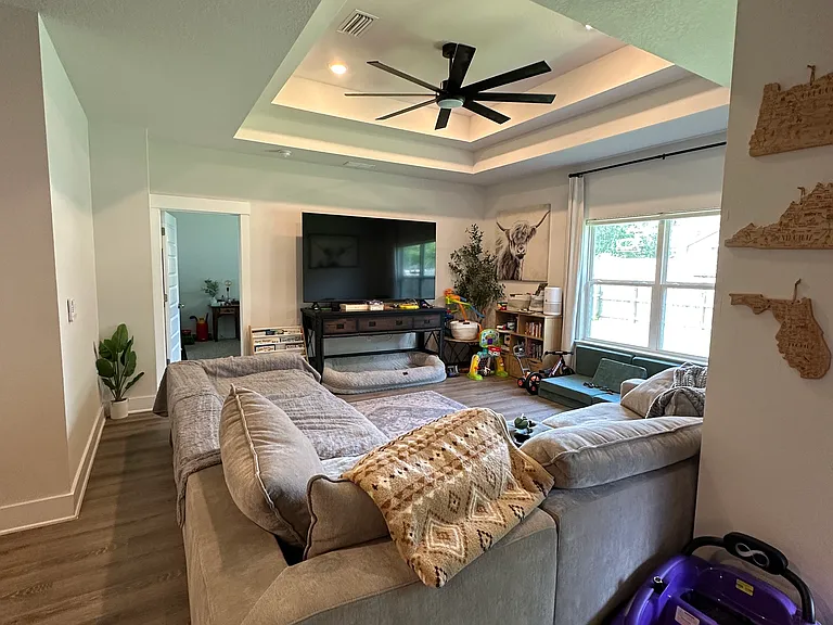 5741 Danbury Blvd — Photo 4