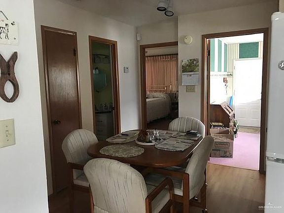 5th image of 1037 La Costa Dr