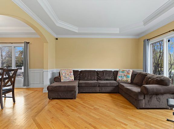 4th image of 35 Clair Ct