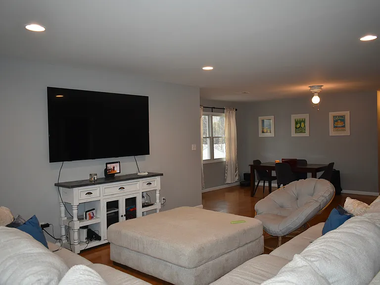 203 Corabelle Ave #A — Photo 5