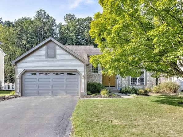 7977 Priestley Dr, Reynoldsburg, OH 43068