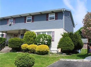 2973 Center Rd, Northampton, PA 18067