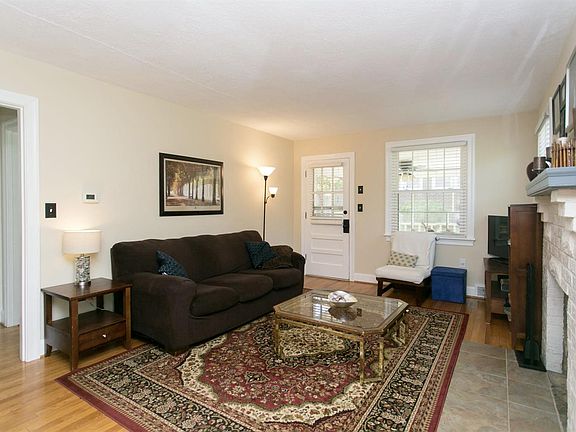 5th image of 1134 Rhode Island Ave