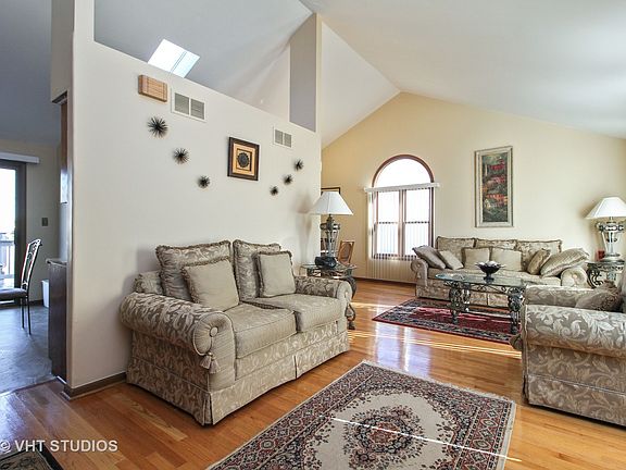 2nd image of 4416 Imperial Dr