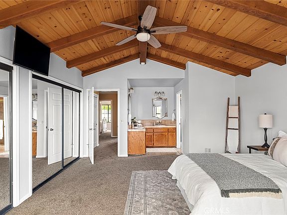 2nd image of 4992 Ravelle Ct
