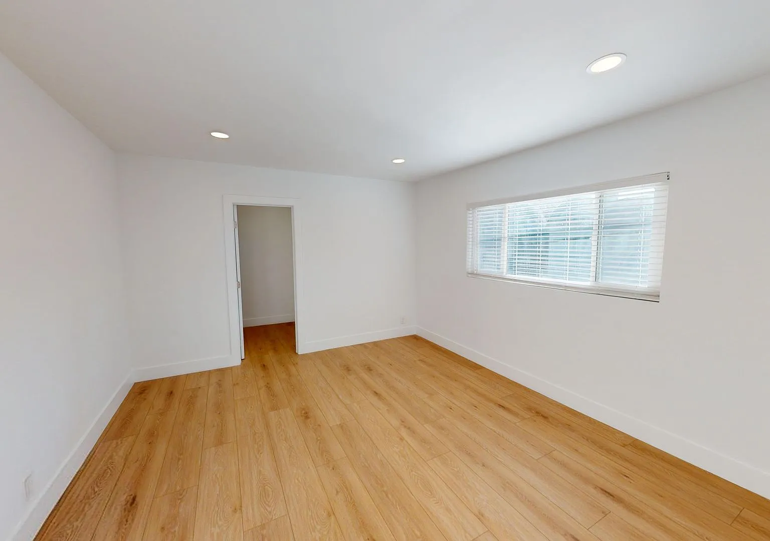 Welcome Home || Newly Upgraded WeHo Apt || 943 Gardner — Photo 3
