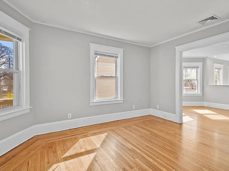 460 Eaton St #1 — Photo 12