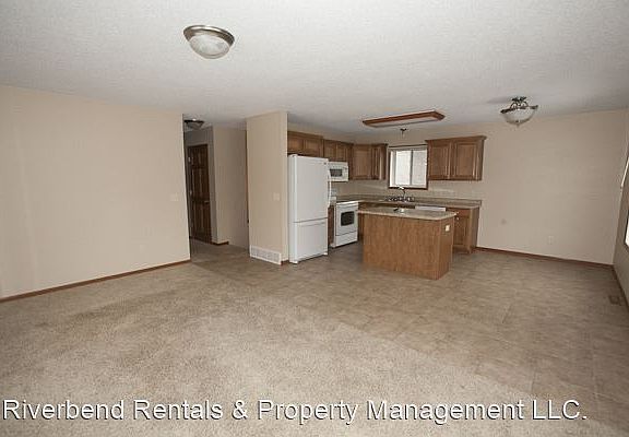 4th image of 11467 21st Ave