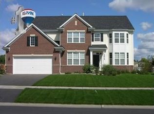 2835 Forest Creek Ln, Naperville, IL 60565