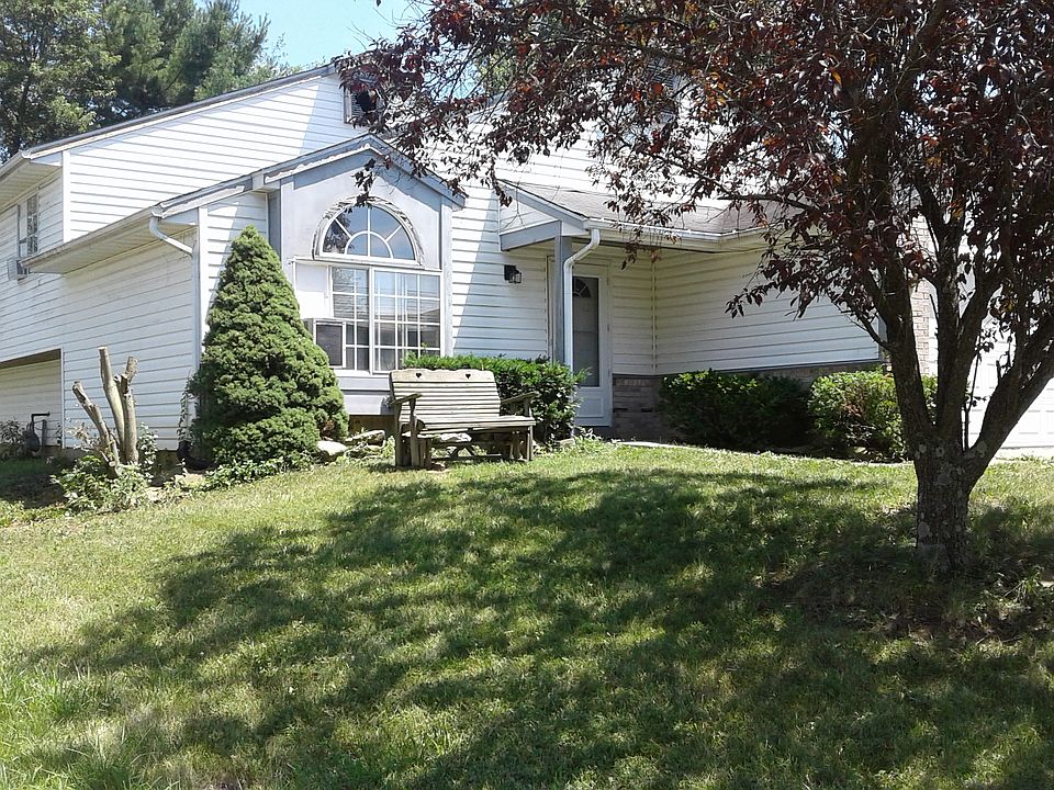 1st image of 2731 S Pinehurst Dr