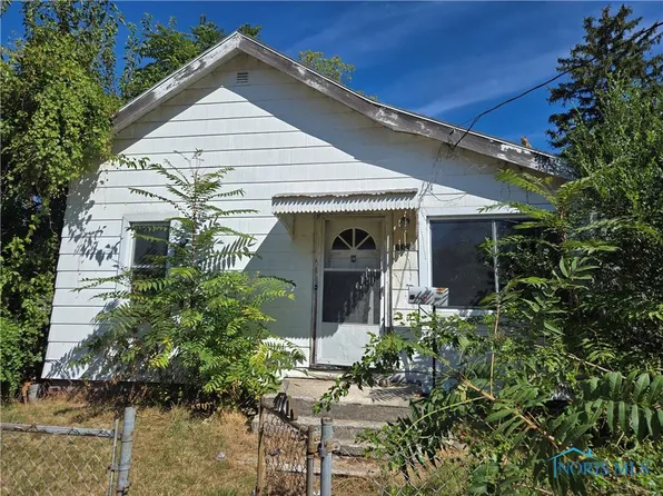 1338 Pinewood Ave, Toledo, OH 43607