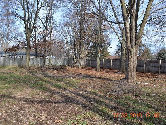 5th image of 2917 W Algonquin Dr