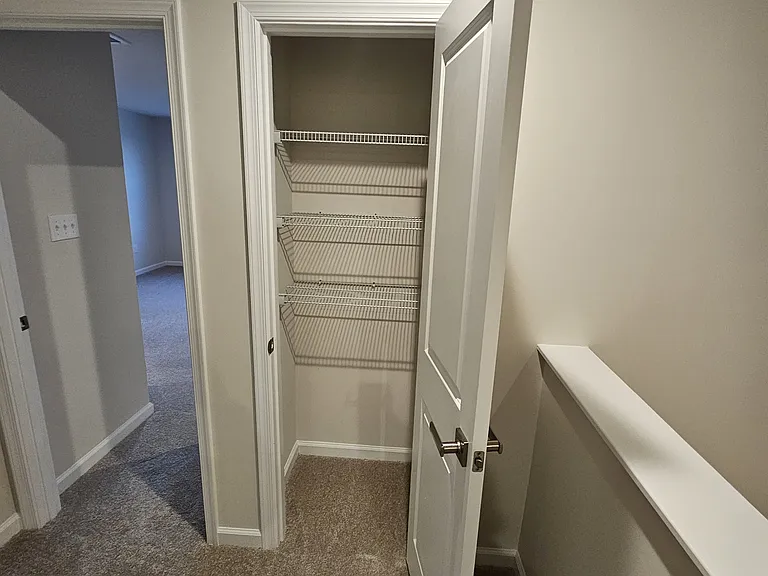 2032 Lewis Creek Cir NE — Photo 14