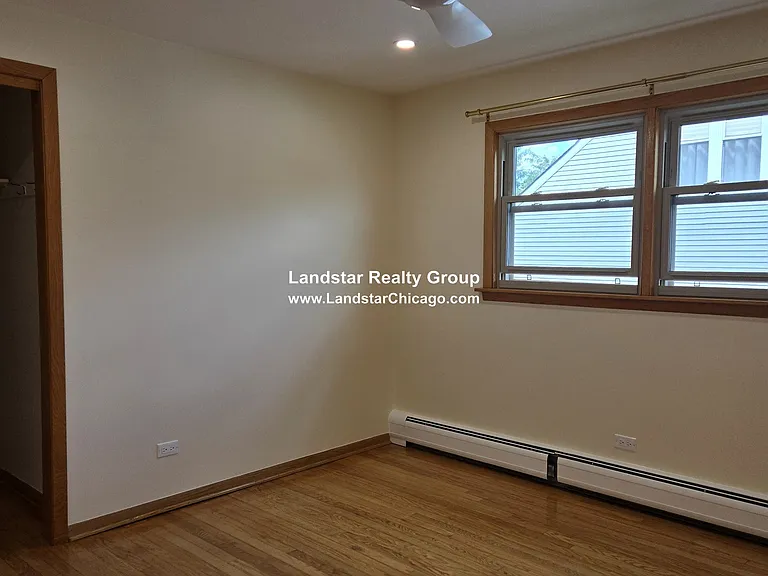 5339 W Addison St #2 — Photo 6