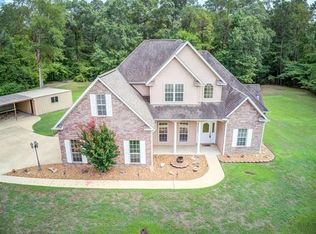 552 Canyon Creek Rd, Lufkin, TX 75904