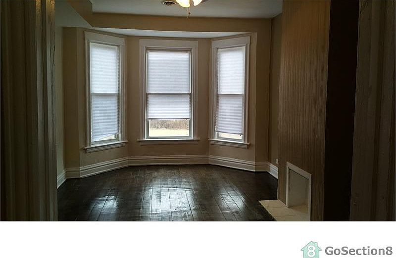 1st image of 9044 S Dauphin Ave #2