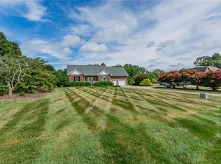 169 Deer Path Ln, Lexington, NC 27295