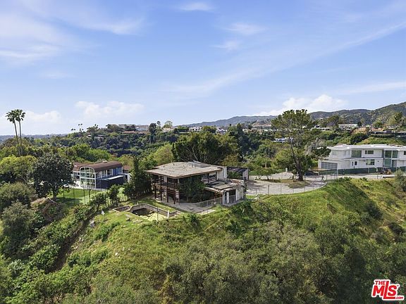 5th image of 11287 Chalon Rd