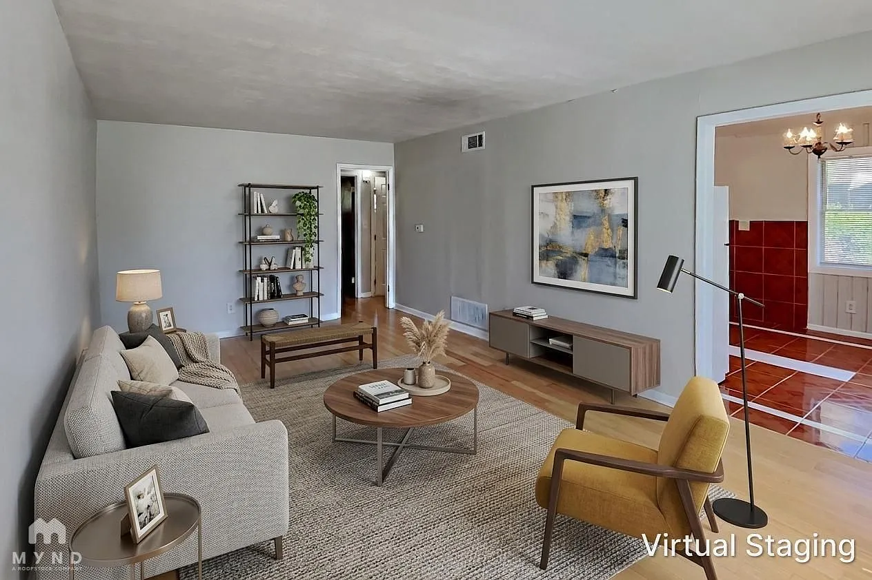 2 bed, 1.0 bath, 864 sqft, $1,125 — Photo 2