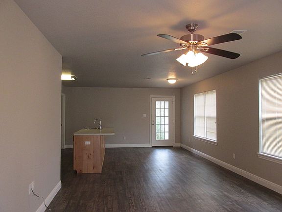 2nd image of 708 N 15th St