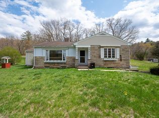 140 John Haley Rd, Brimfield, MA 01010