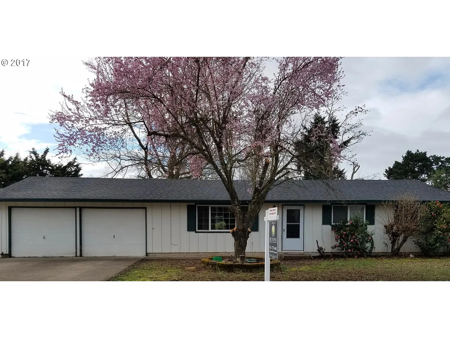 3966 Robin Ave photo 1
