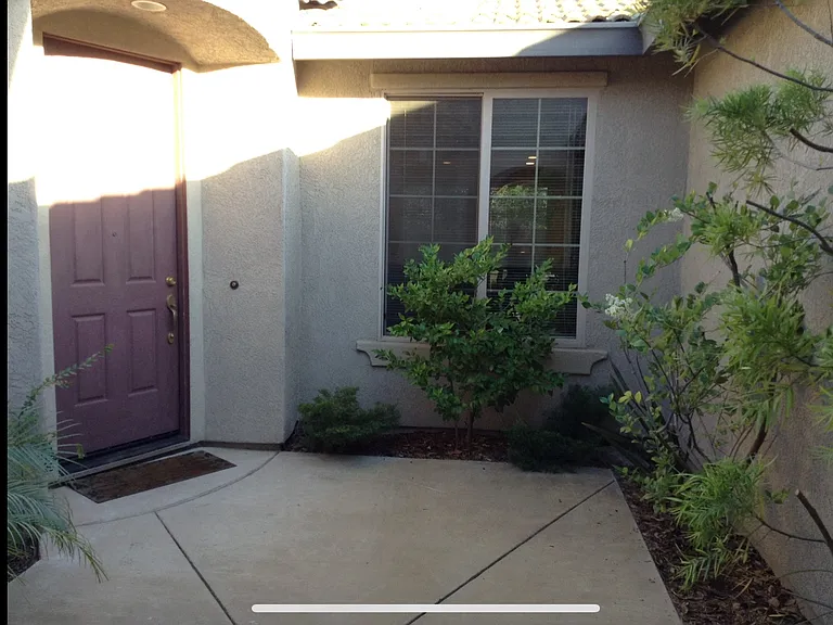 4068 Arenzano Way — Photo 31