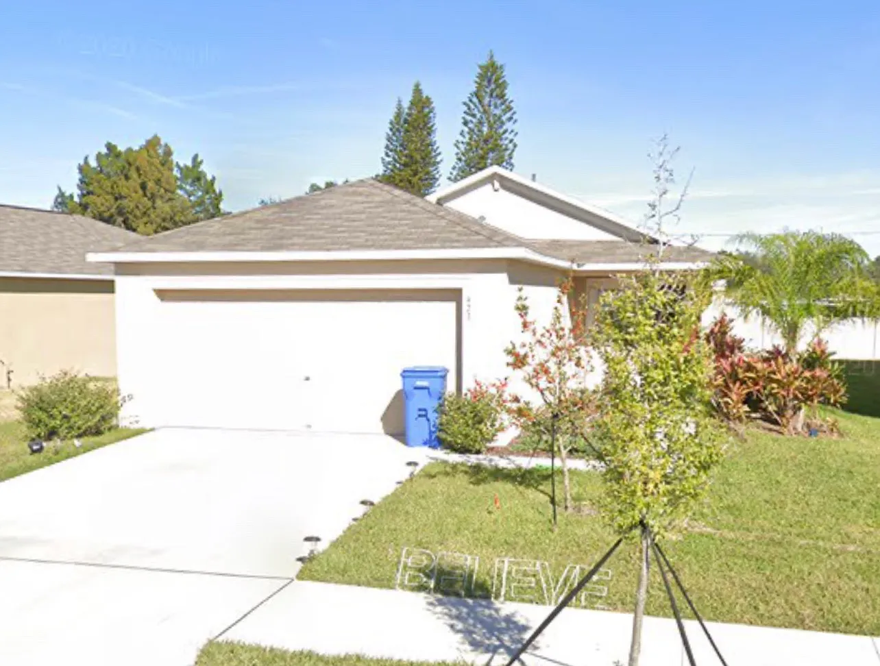3 bed, 1270 sqft, $2,100 — Photo 2