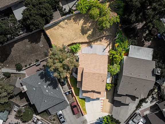 3rd image of 11710 Hunnewell Ave