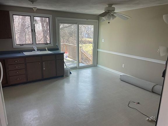 5th image of 18 Jetwood St